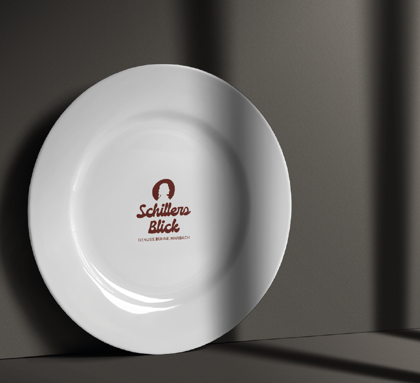 Markenlogo als Anwendung auf einem Porzellanteller